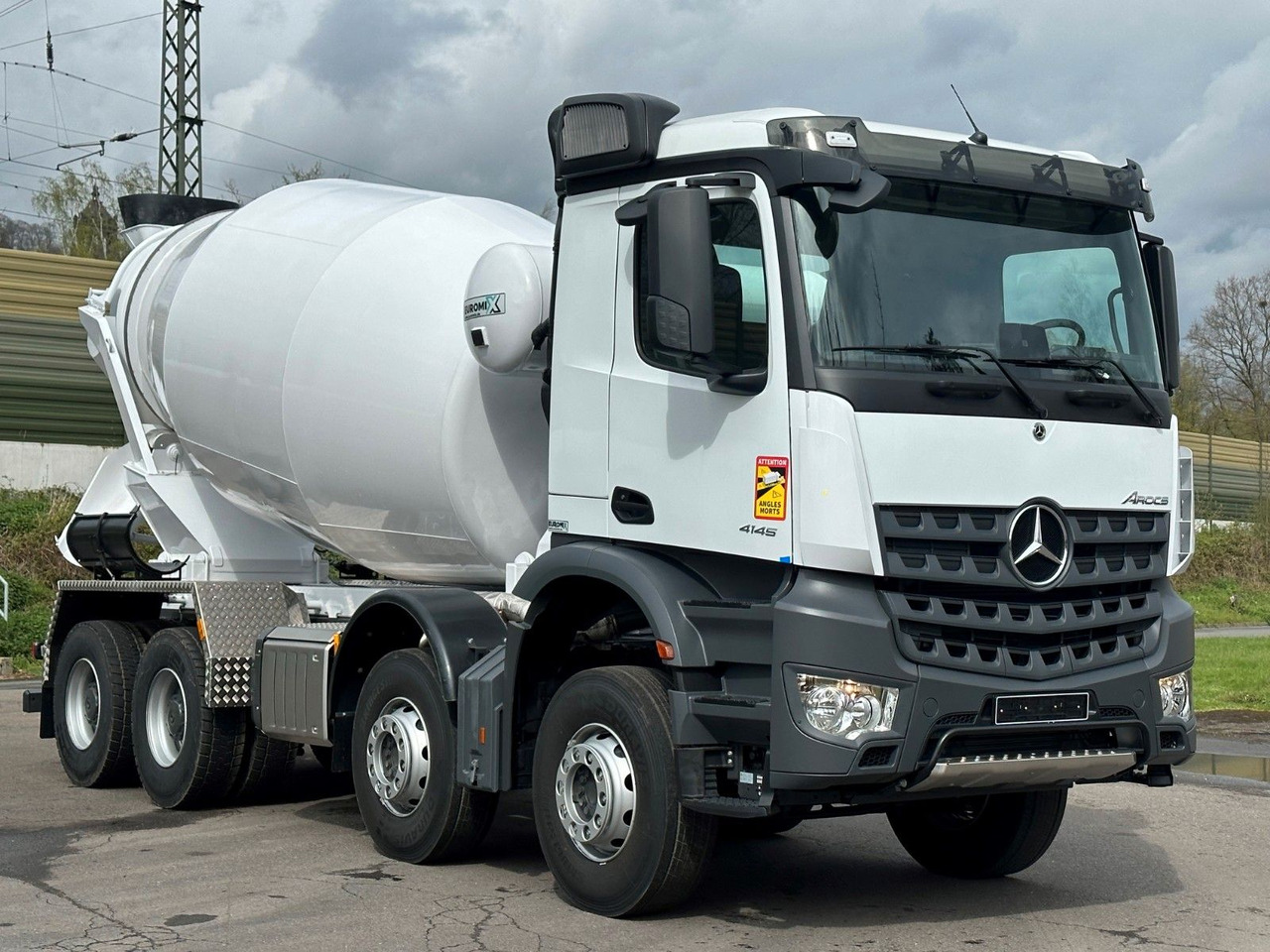 Mercedes-Benz 4145 8X4 EuromixMTP EM 10 Fahrmischer - شاحنة خلاطة خرسانة: صورة 1 Mercedes-Benz 4145 8X4 EuromixMTP EM 10 Fahrmischer - شاحنة خلاطة خرسانة: صورة 1