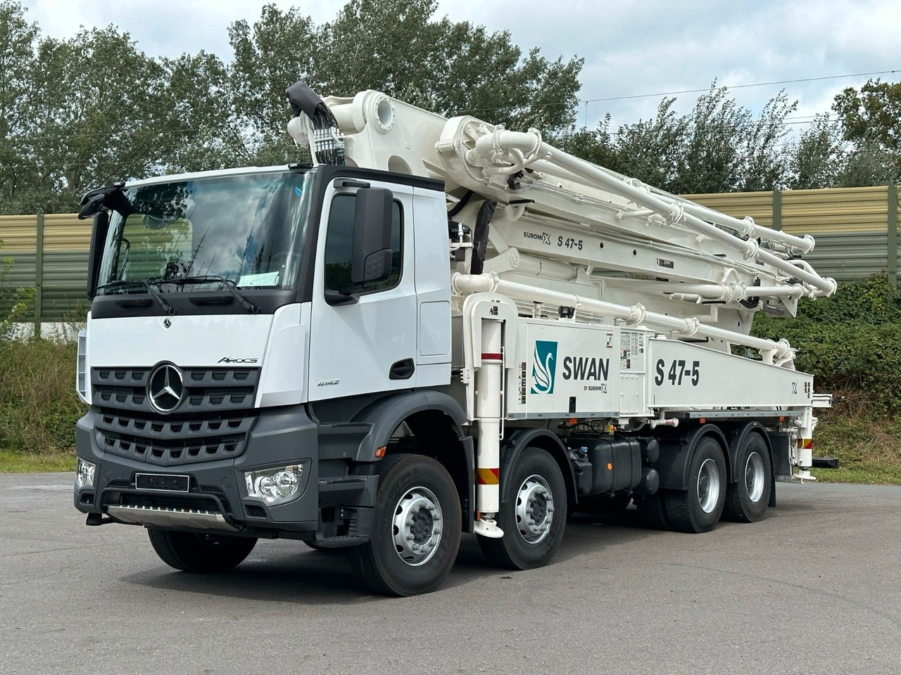 Mercedes-Benz Arocs 5 4142 8x4 SWAN TSP 47-5 160RZ ( 47m ) - مضخة خرسانة: صورة 2 Mercedes-Benz Arocs 5 4142 8x4 SWAN TSP 47-5 160RZ ( 47m ) - مضخة خرسانة: صورة 2
