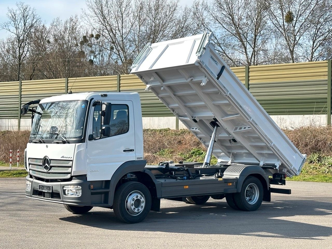 Mercedes-Benz Atego 1224 K EuromixMTP 3-Seiten-Kipper - شاحنة قلاب: صورة 1 Mercedes-Benz Atego 1224 K EuromixMTP 3-Seiten-Kipper - شاحنة قلاب: صورة 1