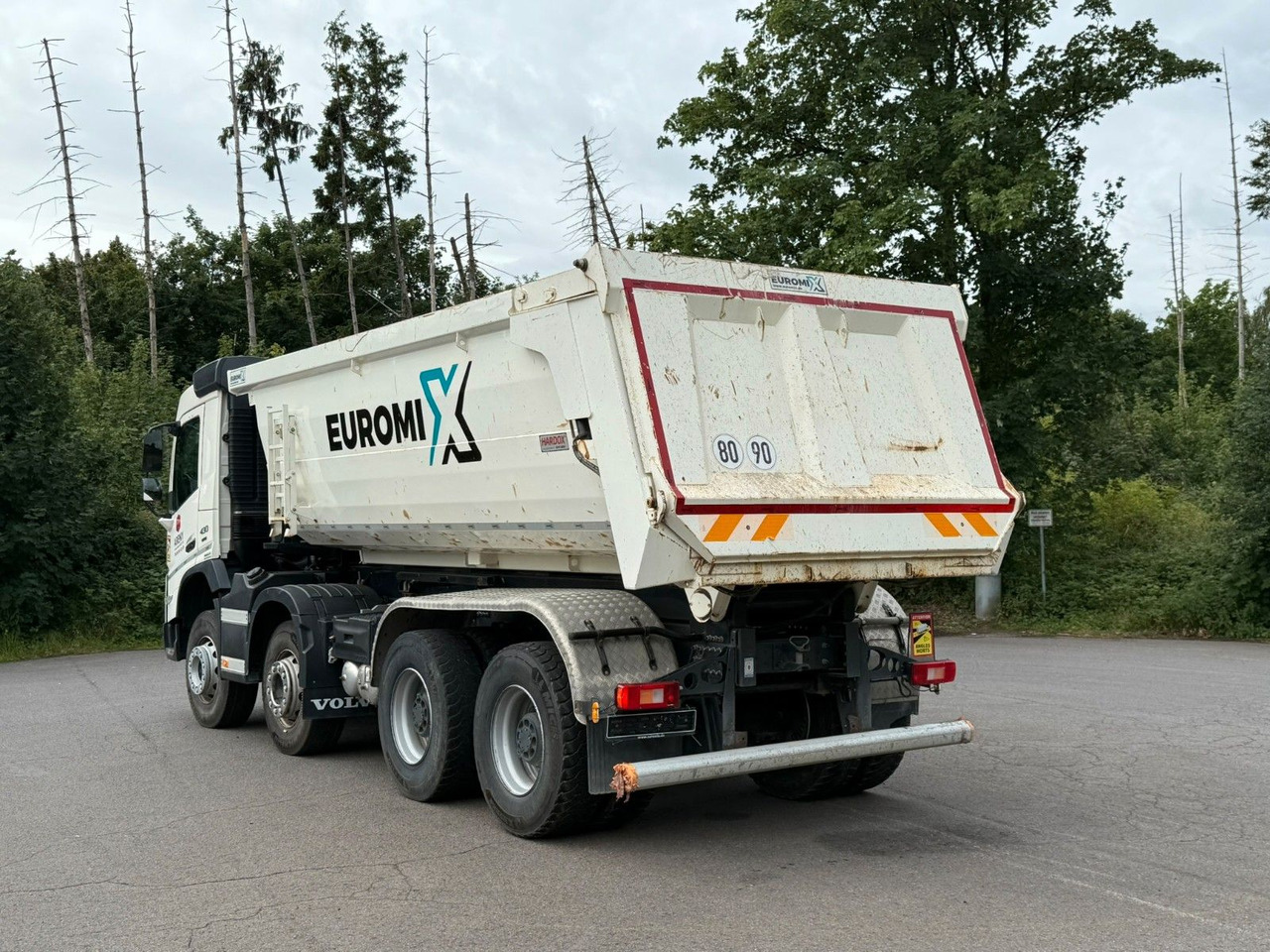 Volvo FMX 430 8X4 EuromixMTP 16m³ Hydraulische Klappe - شاحنة قلاب: صورة 4 Volvo FMX 430 8X4 EuromixMTP 16m³ Hydraulische Klappe - شاحنة قلاب: صورة 4