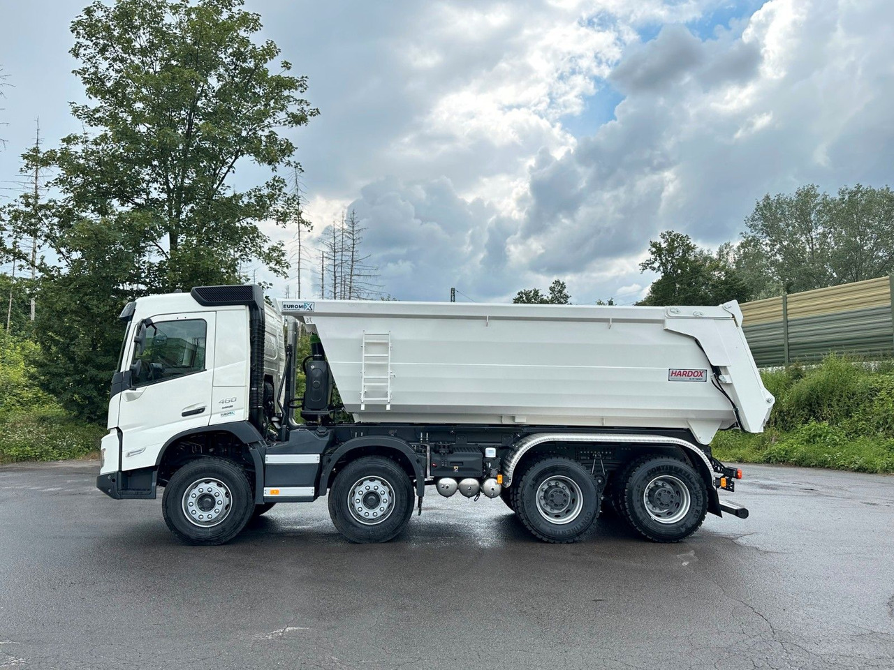Volvo FMX 460 8x4 EuromixMTP EMK 20m³ Mulden Kipper - شاحنة قلاب: صورة 3 Volvo FMX 460 8x4 EuromixMTP EMK 20m³ Mulden Kipper - شاحنة قلاب: صورة 3