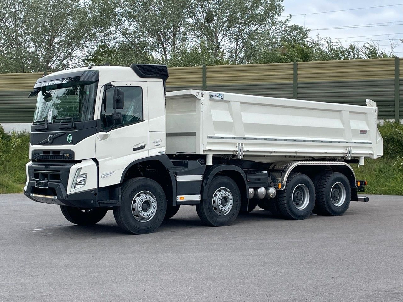 Volvo FMX 460 8x4 / WECHSELSYSTEM KIPPER+MISCHER Volvo FMX 460 8x4 / WECHSELSYSTEM KIPPER+MISCHER - شاحنة قلاب: صورة 3 Volvo FMX 460 8x4 / WECHSELSYSTEM KIPPER+MISCHER Volvo FMX 460 8x4 / WECHSELSYSTEM KIPPER+MISCHER - شاحنة قلاب: صورة 3
