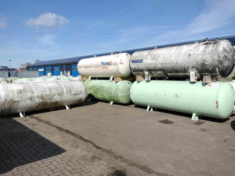 De Visser used 2700L & 4850L gastanks - Gas, Gaz, LPG, GPL, Propane, Butane tanks aboveground Used tanks - خزان الوقود: صورة 3 De Visser used 2700L & 4850L gastanks - Gas, Gaz, LPG, GPL, Propane, Butane tanks aboveground Used tanks - خزان الوقود: صورة 3