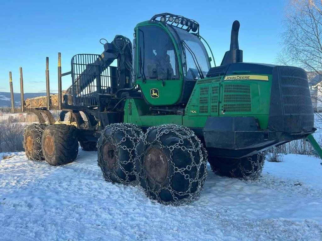John Deere 1110G - حافلة الغابات: صورة 3 John Deere 1110G - حافلة الغابات: صورة 3