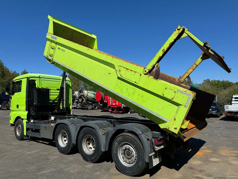 MAN TGX 41.560 8x4, Euro 6, Tipper, 2016 - شاحنة قلاب: صورة 5 MAN TGX 41.560 8x4, Euro 6, Tipper, 2016 - شاحنة قلاب: صورة 5