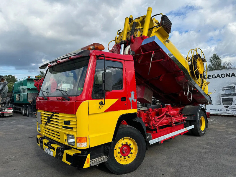 Volvo FL 10.320 12m3 Sludge / Vacuum & High Pressure-Truck, YM: 1990 - شاحنة الشفط: صورة 3 Volvo FL 10.320 12m3 Sludge / Vacuum & High Pressure-Truck, YM: 1990 - شاحنة الشفط: صورة 3