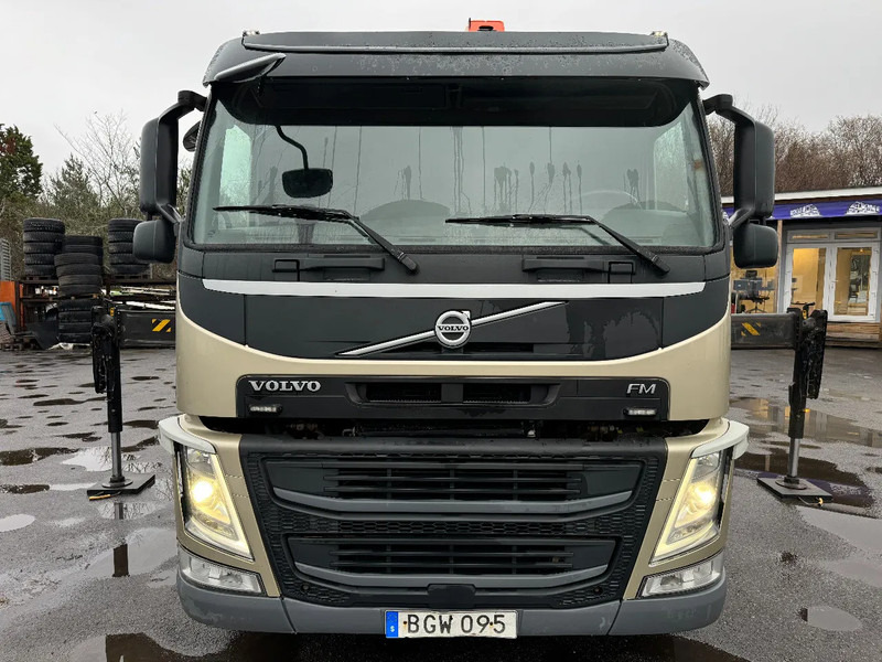 Volvo FM 11.330 4x2, Flatbed-truck with 18t/m Crane, 2014 - شاحنات مسطحة, شاحنة كرين: صورة 2 Volvo FM 11.330 4x2, Flatbed-truck with 18t/m Crane, 2014 - شاحنات مسطحة, شاحنة كرين: صورة 2