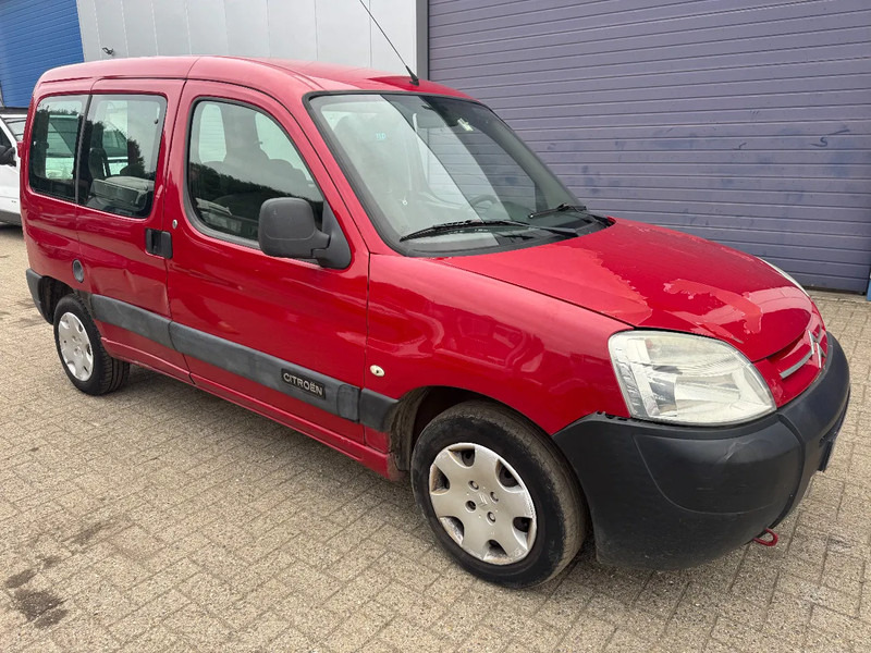 Citroën Berlingo **PETROL-ESSENCE-BENZINE** - سيارة: صورة 3 Citroën Berlingo **PETROL-ESSENCE-BENZINE** - سيارة: صورة 3