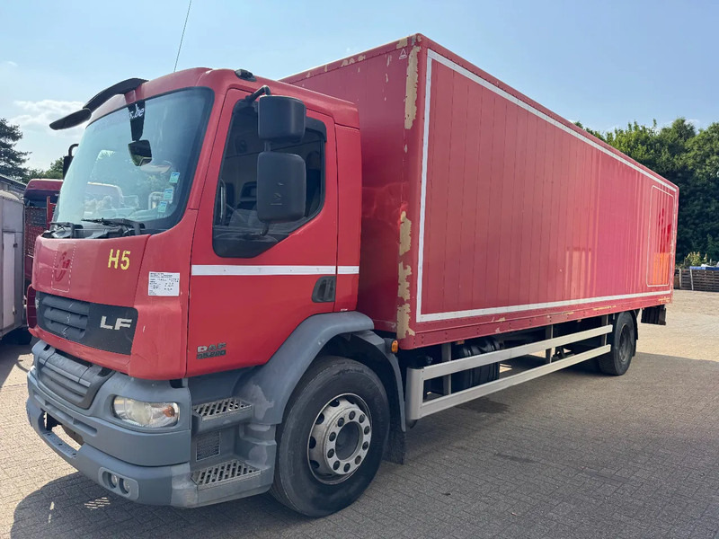 DAF LF 55.220 **MANUAL GEARBOX-EURO 4** - شاحنة مقفلة: صورة 1 DAF LF 55.220 **MANUAL GEARBOX-EURO 4** - شاحنة مقفلة: صورة 1