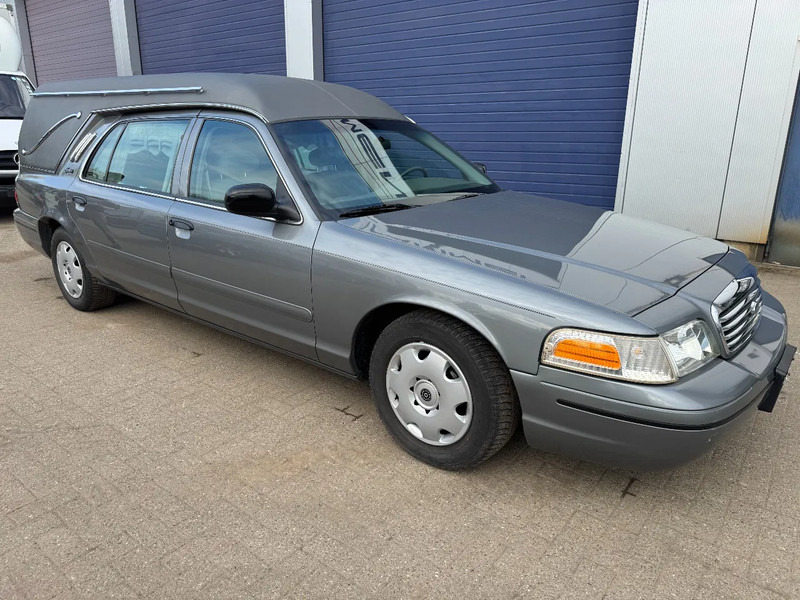 Ford VICTORIA CROWN **CORBILLARD-HEARSE-BESTATTUNGSWAGEN** - سيارة: صورة 1 Ford VICTORIA CROWN **CORBILLARD-HEARSE-BESTATTUNGSWAGEN** - سيارة: صورة 1