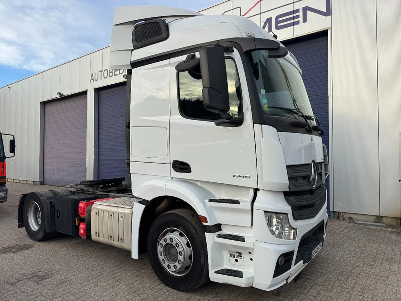 Mercedes-Benz Actros 1843 **EURO 6-VOITH-SPOILERS** - وحدة جر: صورة 3 Mercedes-Benz Actros 1843 **EURO 6-VOITH-SPOILERS** - وحدة جر: صورة 3