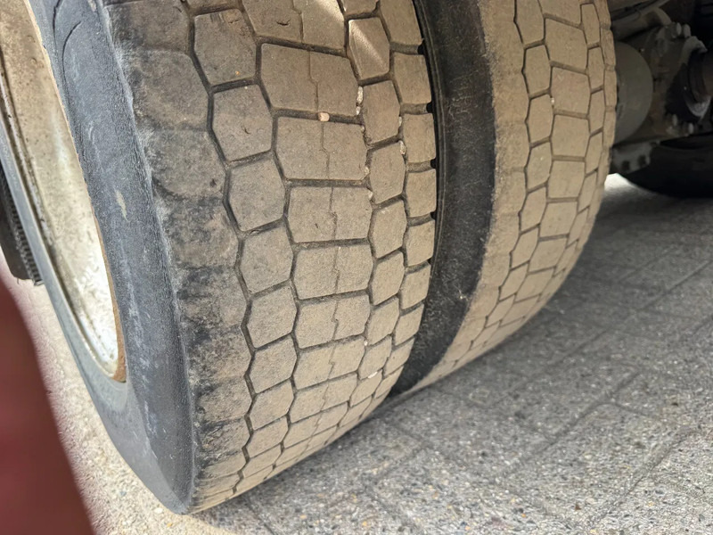 Mercedes-Benz Atego 1218 **FULL STEEL-SUSPENSION LAMES** - شاحنة ستارة: صورة 5 Mercedes-Benz Atego 1218 **FULL STEEL-SUSPENSION LAMES** - شاحنة ستارة: صورة 5