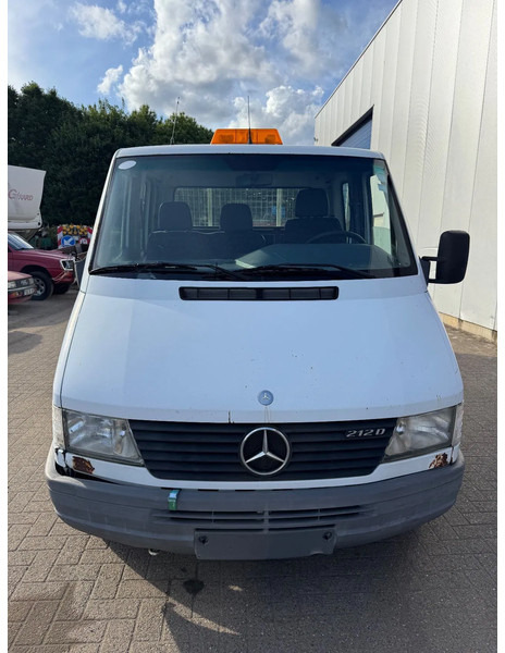 Mercedes-Benz Sprinter **212D-5CYL-BELGIAN VAN-AIRCO** - شاحنة مفتوحة, الشاحنات الصغيرة كابينة مزدوجة: صورة 2 Mercedes-Benz Sprinter **212D-5CYL-BELGIAN VAN-AIRCO** - شاحنة مفتوحة, الشاحنات الصغيرة كابينة مزدوجة: صورة 2
