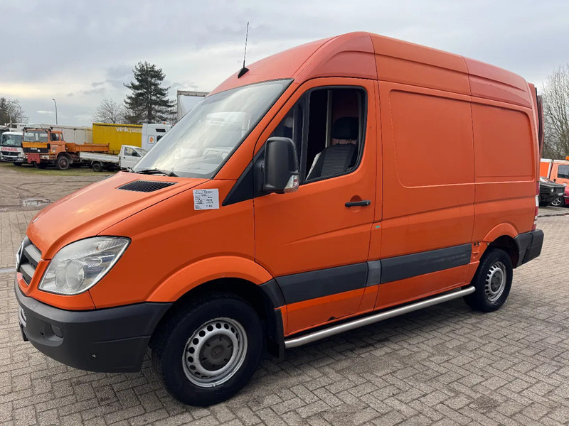 Mercedes-Benz Sprinter 310 310 - فان: صورة 1 Mercedes-Benz Sprinter 310 310 - فان: صورة 1