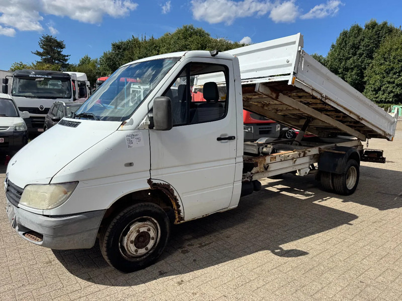 Mercedes-Benz Sprinter 411 **KIPPER-DUMPER-TIPPER** - قلاب صغير: صورة 1 Mercedes-Benz Sprinter 411 **KIPPER-DUMPER-TIPPER** - قلاب صغير: صورة 1