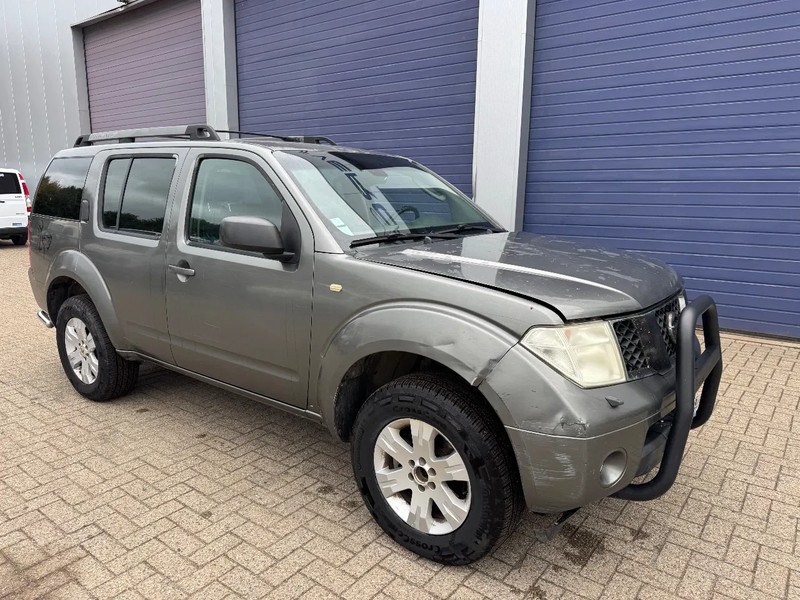 Nissan Pathfinder **AIRCO-EURO 3-7 SEATS** - سيارة: صورة 1 Nissan Pathfinder **AIRCO-EURO 3-7 SEATS** - سيارة: صورة 1