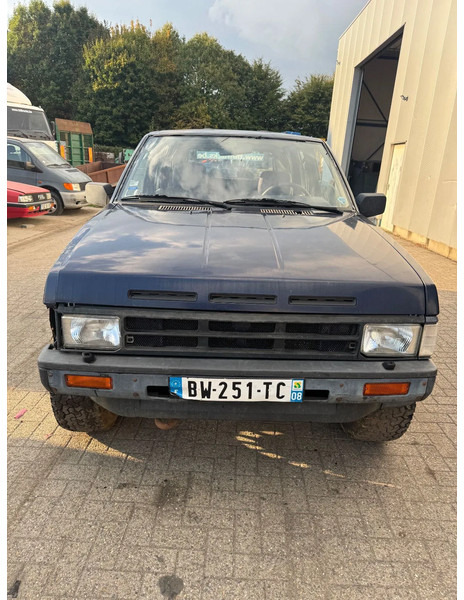 Nissan Terrano **4X4-DIESEL-LONG CHASSIS** - سيارة: صورة 2 Nissan Terrano **4X4-DIESEL-LONG CHASSIS** - سيارة: صورة 2