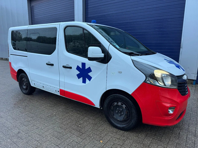 Opel Vivaro **AMBULANCE-RETTUNGSWAGEN** - سيارة اسعاف: صورة 1 Opel Vivaro **AMBULANCE-RETTUNGSWAGEN** - سيارة اسعاف: صورة 1