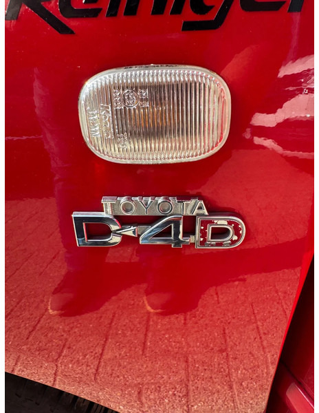 سيارة Toyota Corolla 2,0D-AC-CLIME**: صورة 12