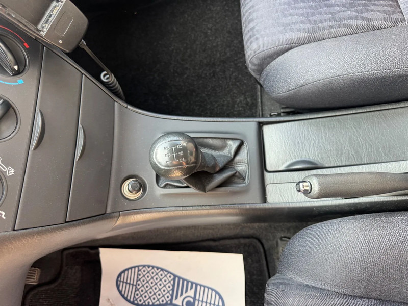 سيارة Toyota Corolla 2,0D-AC-CLIME**: صورة 14