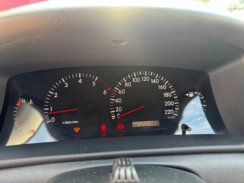 سيارة Toyota Corolla 2,0D-AC-CLIME**: صورة 15