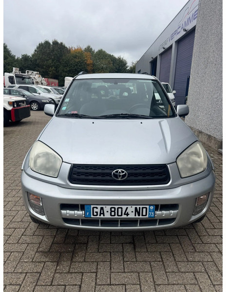 Toyota RAV4 **PETROL-AIRCO** - سيارة: صورة 2 Toyota RAV4 **PETROL-AIRCO** - سيارة: صورة 2