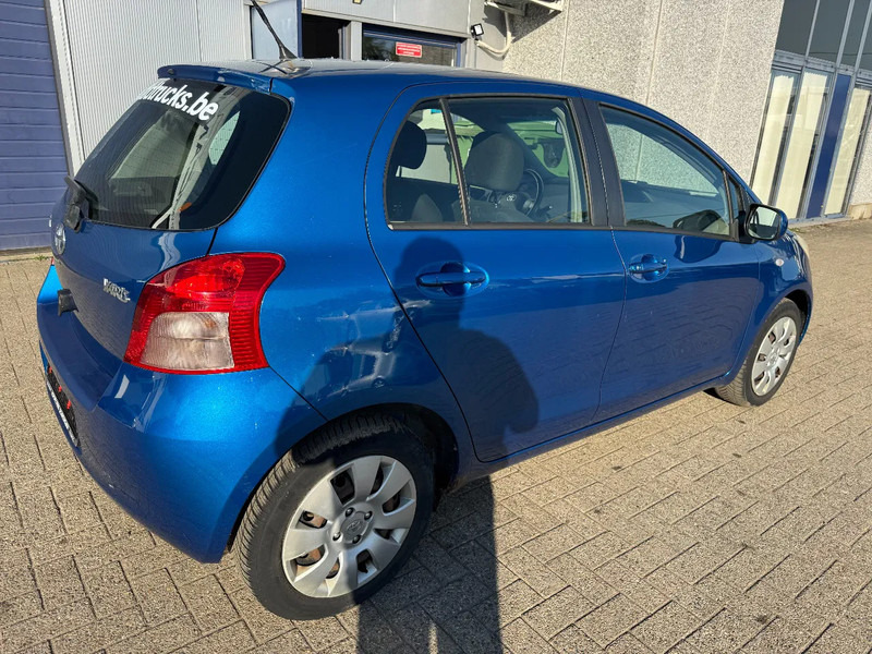 Toyota Yaris **PETROL-ESSENCE-AC** - هاتشباك: صورة 4 Toyota Yaris **PETROL-ESSENCE-AC** - هاتشباك: صورة 4
