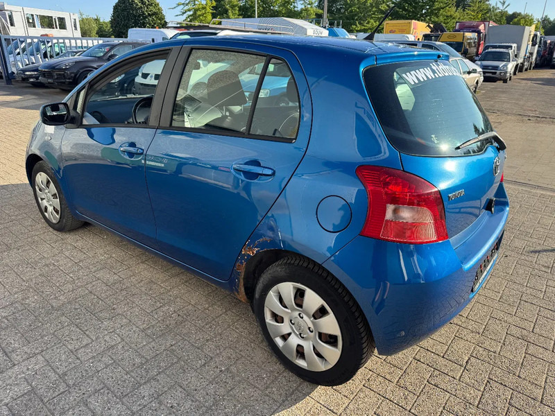 هاتشباك Toyota Yaris **PETROL-ESSENCE-AC**: صورة 6 هاتشباك Toyota Yaris **PETROL-ESSENCE-AC**: صورة 6