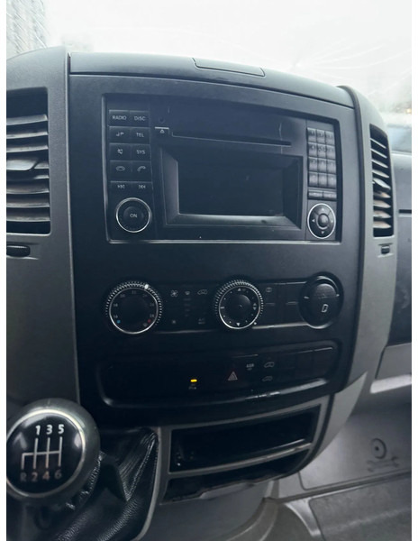 فان Volkswagen Crafter **TDI-EURO 5**: صورة 12