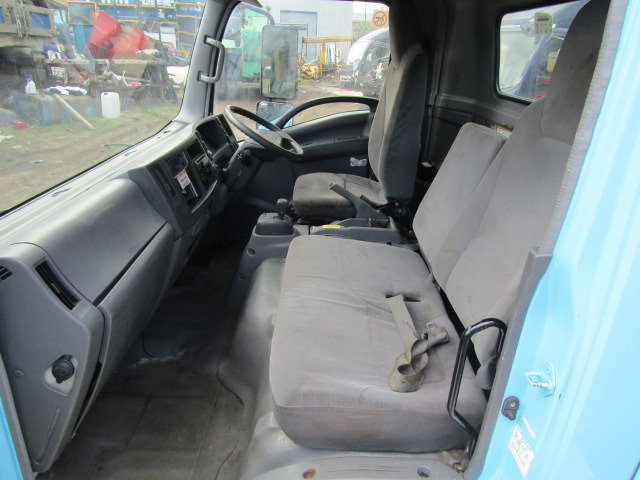 ISUZU N75 CAB (2012) - كابينة - شاحنة: صورة 3 ISUZU N75 CAB (2012) - كابينة - شاحنة: صورة 3