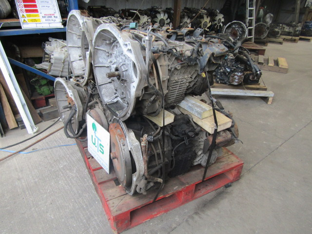 ISUZU N75/NQR EASYSHIFT AUTOMATIC GEARBOXES - مرشح علبة التروس - شاحنة: صورة 1 ISUZU N75/NQR EASYSHIFT AUTOMATIC GEARBOXES - مرشح علبة التروس - شاحنة: صورة 1