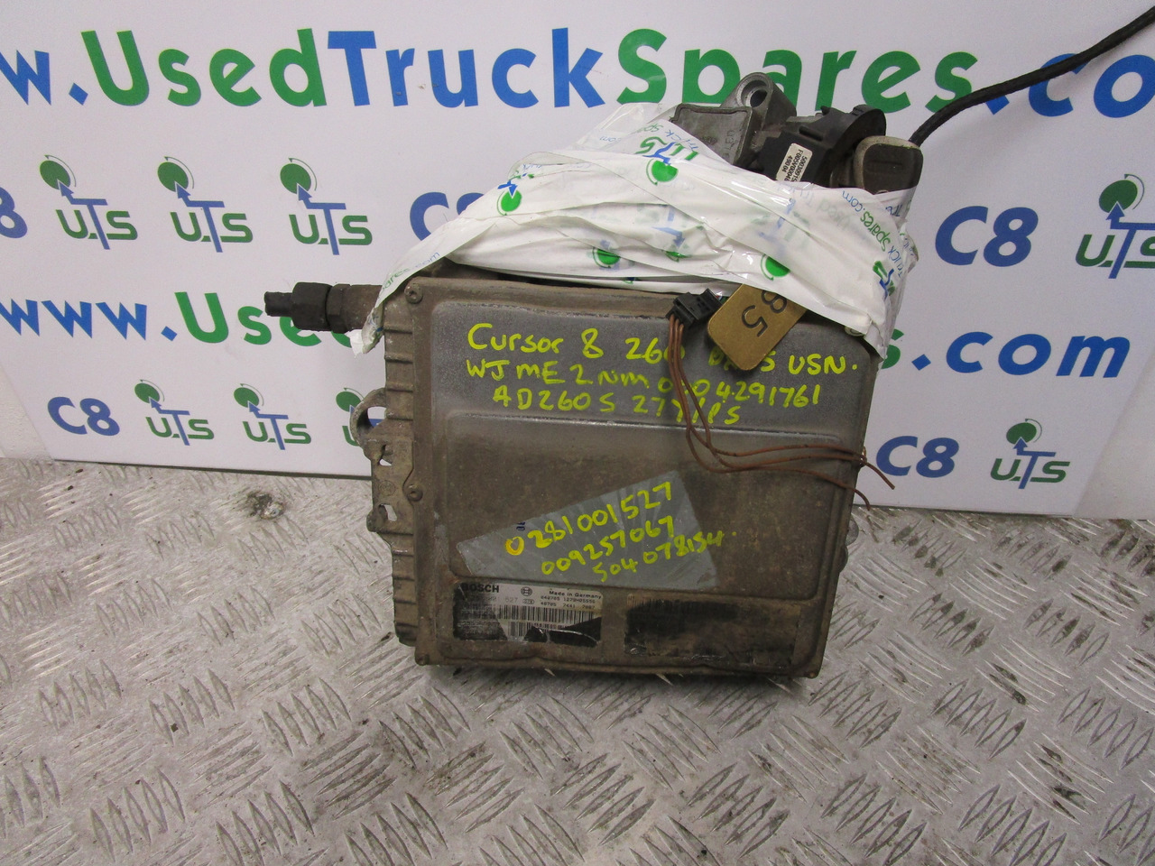IVECO CURSOR 8 260 ENGINE ECU KIT P/NO 0281001527 - وحدة تحكم الكتروني - شاحنة: صورة 1 IVECO CURSOR 8 260 ENGINE ECU KIT P/NO 0281001527 - وحدة تحكم الكتروني - شاحنة: صورة 1