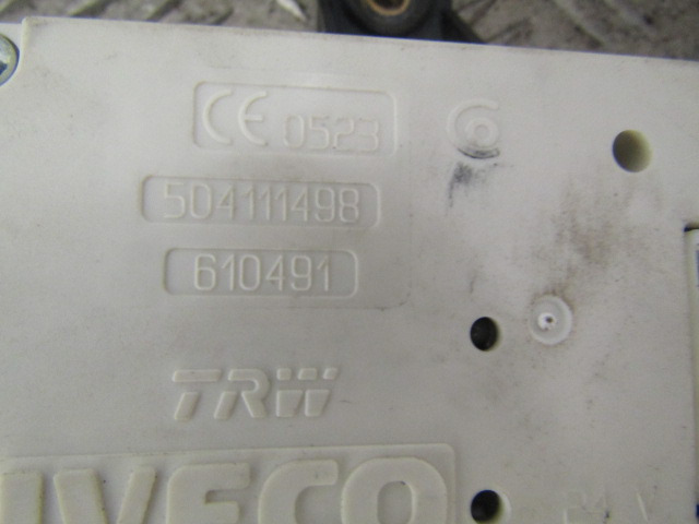 IVECO STRALIS CONTROL UNIT P/NO 504111498 - النظام الكهربائي - شاحنة: صورة 2 IVECO STRALIS CONTROL UNIT P/NO 504111498 - النظام الكهربائي - شاحنة: صورة 2