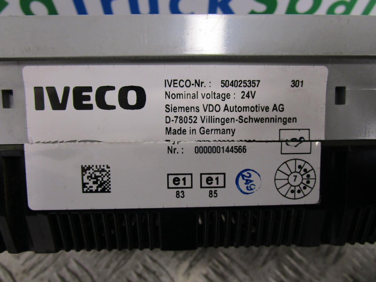IVECO TECTOR CLOCK CLUSTER P/NO 504025357 - النظام الكهربائي - شاحنة: صورة 2 IVECO TECTOR CLOCK CLUSTER P/NO 504025357 - النظام الكهربائي - شاحنة: صورة 2