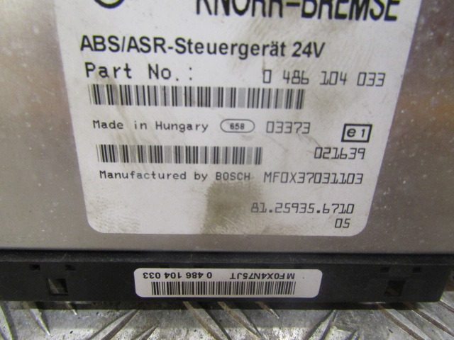 MAN TGA ABS / ASR ECU P/NO 81.25935.6710 - وحدة تحكم الكتروني - شاحنة: صورة 2 MAN TGA ABS / ASR ECU P/NO 81.25935.6710 - وحدة تحكم الكتروني - شاحنة: صورة 2