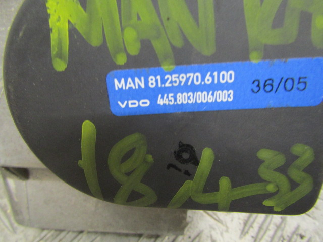 MAN TGA THROTTLE PEDAL CONTROL UNIT P/NO 81.25970.6100 - النظام الكهربائي - شاحنة: صورة 2 MAN TGA THROTTLE PEDAL CONTROL UNIT P/NO 81.25970.6100 - النظام الكهربائي - شاحنة: صورة 2