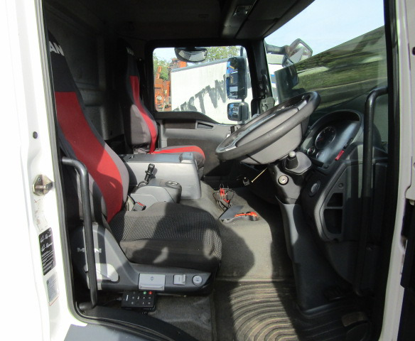MAN TGM DAY CAB EX 2012 - كابينة - شاحنة: صورة 5 MAN TGM DAY CAB EX 2012 - كابينة - شاحنة: صورة 5