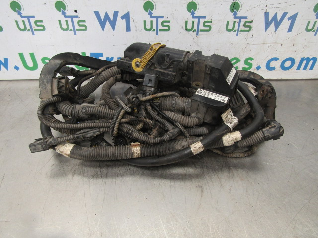 MERCEDES ACTROS MP4 OM471-6 ENGINE ECU WIRING HARNESS P/NO 471 150 5956 - النظام الكهربائي - شاحنة: صورة 1 MERCEDES ACTROS MP4 OM471-6 ENGINE ECU WIRING HARNESS P/NO 471 150 5956 - النظام الكهربائي - شاحنة: صورة 1