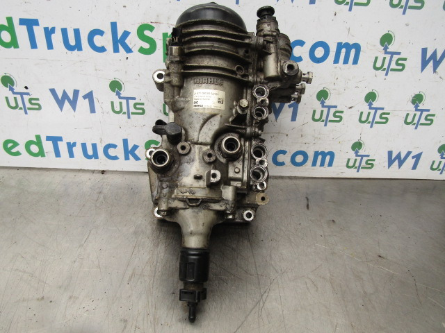 MERCEDES ACTROS MP4 OM471-6 OIL COOLER AND HOUSING P/NO A4710908552/001 - المحرك و قطع الغيار - شاحنة: صورة 1 MERCEDES ACTROS MP4 OM471-6 OIL COOLER AND HOUSING P/NO A4710908552/001 - المحرك و قطع الغيار - شاحنة: صورة 1