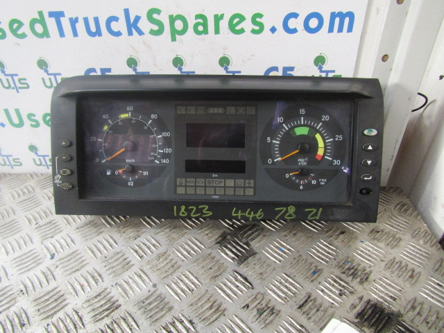 MERCEDES ATEGO CLOCK CLUSTER P/NO A001 448 7821 - مقود - شاحنة: صورة 1 MERCEDES ATEGO CLOCK CLUSTER P/NO A001 448 7821 - مقود - شاحنة: صورة 1
