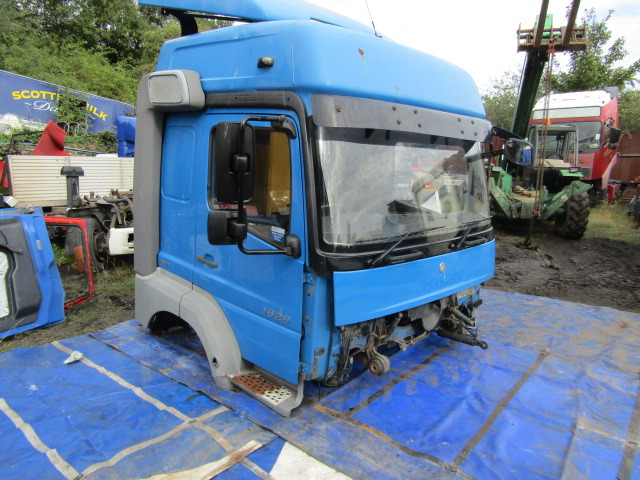 MERCEDES AXOR CAB EX 2012 - كابينة - شاحنة: صورة 1 MERCEDES AXOR CAB EX 2012 - كابينة - شاحنة: صورة 1