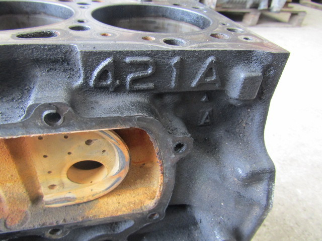 MITSUBISHI 4M42 STD BLOCK - المحرك و قطع الغيار - شاحنة: صورة 2 MITSUBISHI 4M42 STD BLOCK - المحرك و قطع الغيار - شاحنة: صورة 2