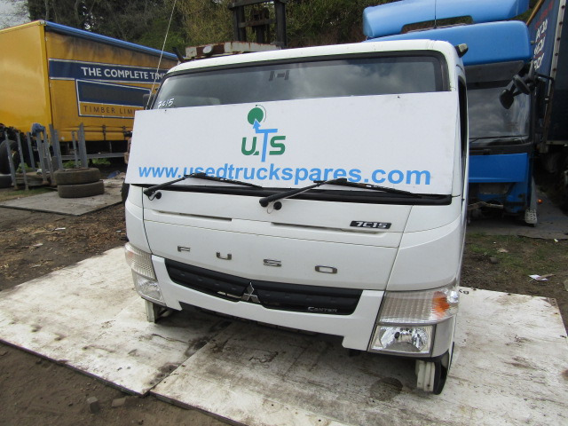 MITSUBISHI FUSO 7C 15/18 CAB (2014) - كابينة - شاحنة: صورة 1 MITSUBISHI FUSO 7C 15/18 CAB (2014) - كابينة - شاحنة: صورة 1