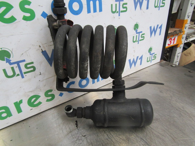 RENAULT PREMIUM COMPRESSOR PIPE & CHAMBER TYPE 5010300526 - المحرك و قطع الغيار - شاحنة: صورة 1 RENAULT PREMIUM COMPRESSOR PIPE & CHAMBER TYPE 5010300526 - المحرك و قطع الغيار - شاحنة: صورة 1
