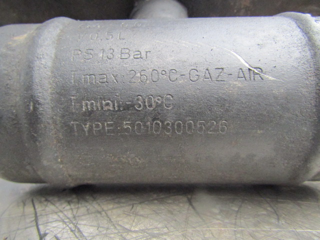 RENAULT PREMIUM COMPRESSOR PIPE & CHAMBER TYPE 5010300526 - المحرك و قطع الغيار - شاحنة: صورة 2 RENAULT PREMIUM COMPRESSOR PIPE & CHAMBER TYPE 5010300526 - المحرك و قطع الغيار - شاحنة: صورة 2