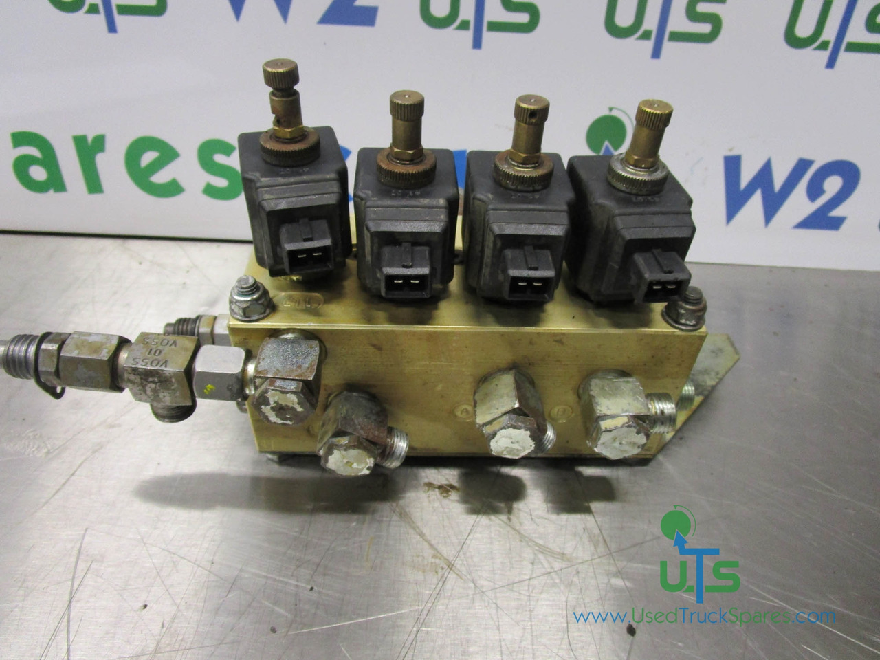 SCHMIDT SWINGO 200 SPEED VALVE P/NO DXP17215-04K - صمام الفرامل - آلية المنفعة/ مركبة خاصة: صورة 1 SCHMIDT SWINGO 200 SPEED VALVE P/NO DXP17215-04K - صمام الفرامل - آلية المنفعة/ مركبة خاصة: صورة 1