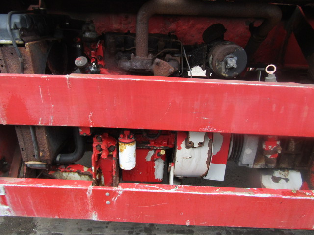 VACUUM TANKER TRAILER TRI AXLE 1996 STEEL TANK FITTED WITH 3CYL PERKINS DONKEY ENGINE - نصف مقطورة صهريج: صورة 1 VACUUM TANKER TRAILER TRI AXLE 1996 STEEL TANK FITTED WITH 3CYL PERKINS DONKEY ENGINE - نصف مقطورة صهريج: صورة 1