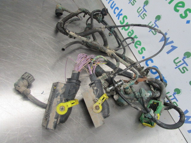VOLVO FE 240/280 D7E ENGINE WIRING HARNESS - المحرك و قطع الغيار - شاحنة: صورة 2 VOLVO FE 240/280 D7E ENGINE WIRING HARNESS - المحرك و قطع الغيار - شاحنة: صورة 2