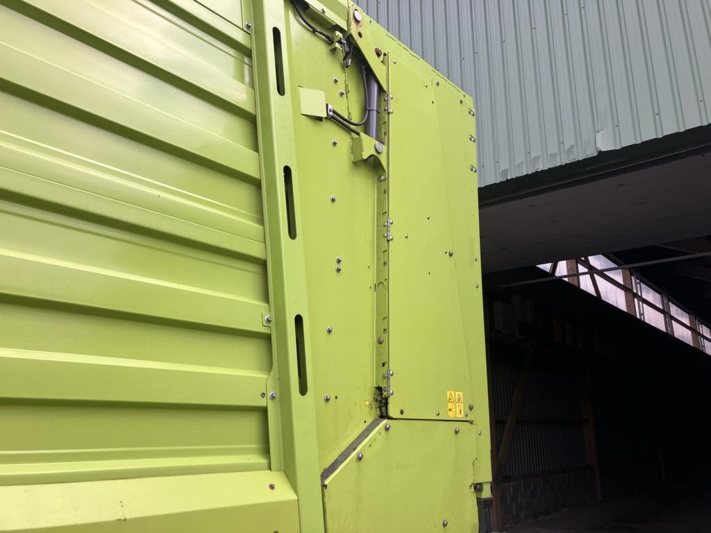 CLAAS CARGOS 8500 - عربة ذاتية التحميل: صورة 4 CLAAS CARGOS 8500 - عربة ذاتية التحميل: صورة 4