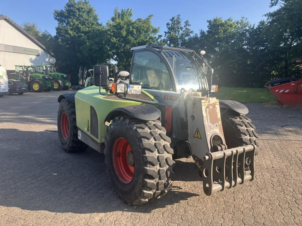 CLAAS SCORPION 7040 - تركس: صورة 1 CLAAS SCORPION 7040 - تركس: صورة 1